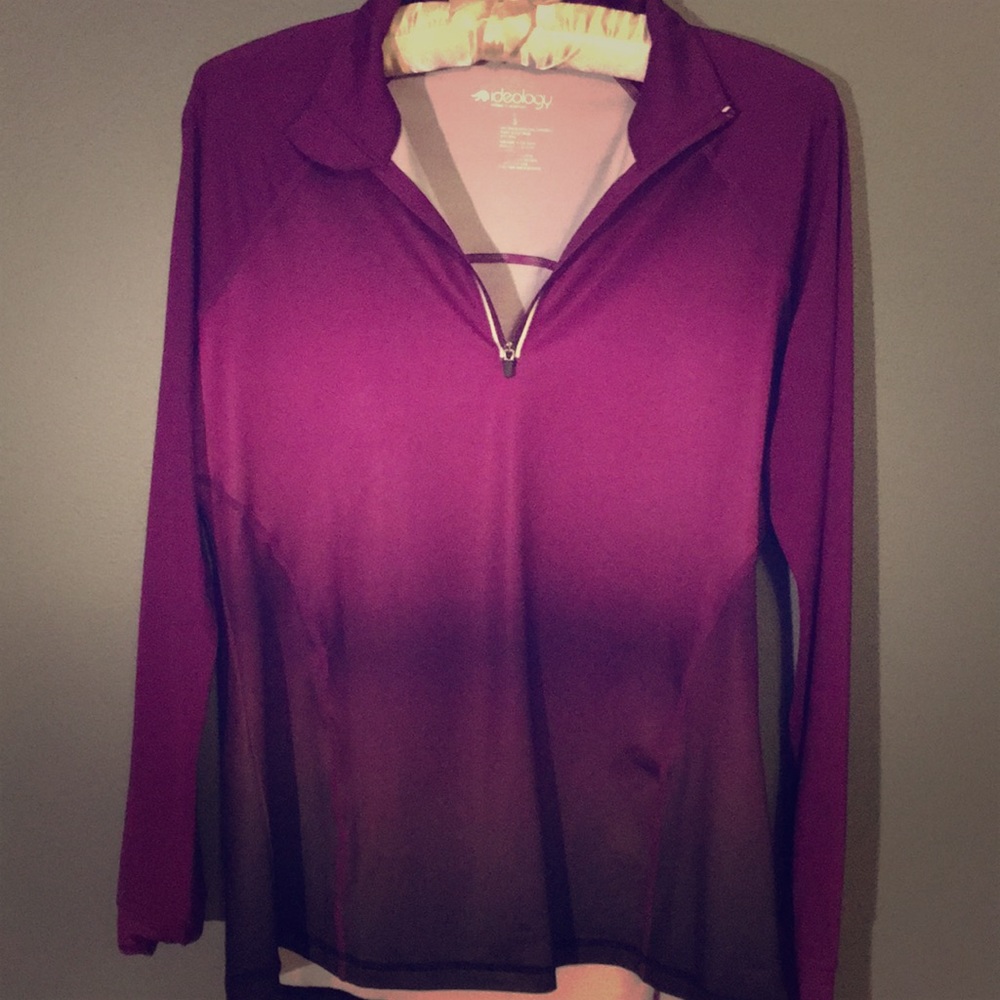 Women’s ideology workout top